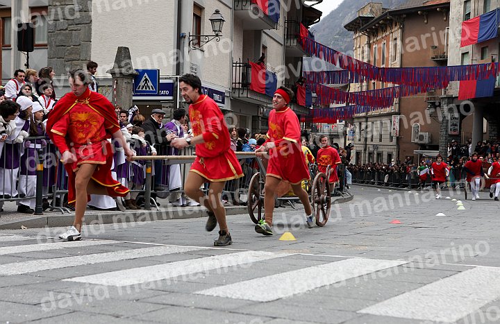 Gara delle Bighe 2011-7774.jpg